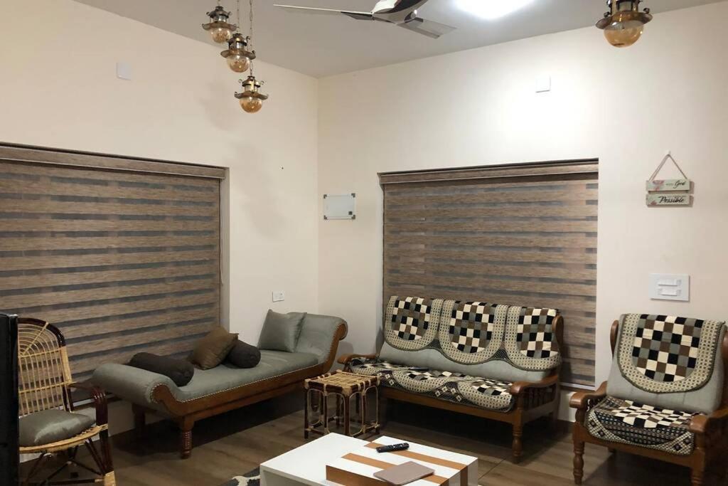 Beautiful Village House With All Facilities. Alappuzha المظهر الخارجي الصورة